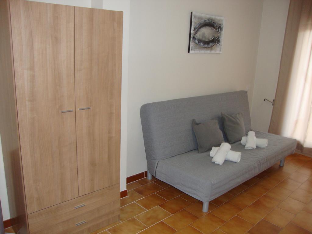 Apartaments Claudi Tossa de Mar Ruang foto
