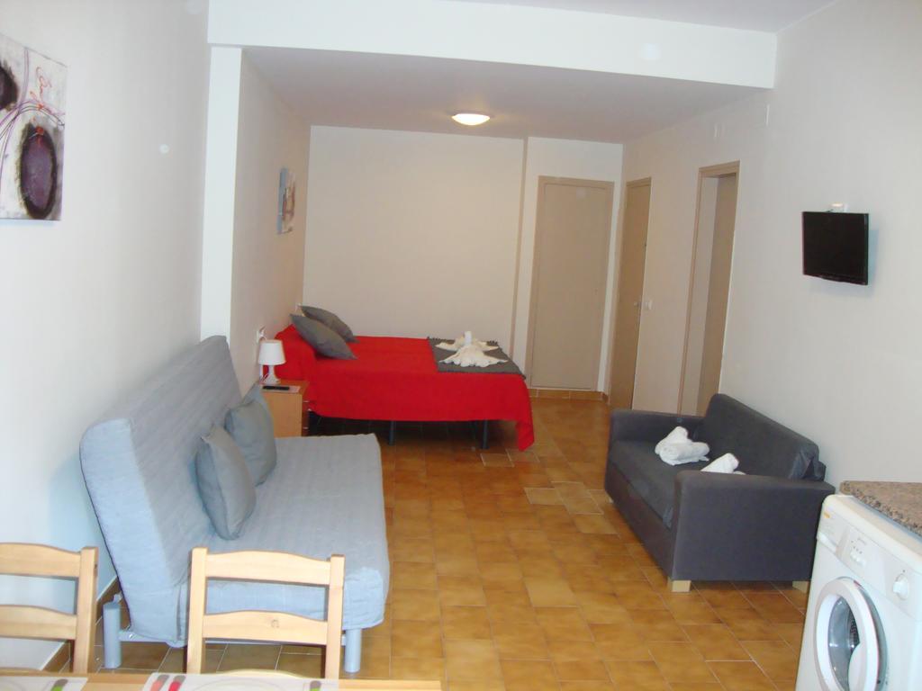 Apartaments Claudi Tossa de Mar Ruang foto